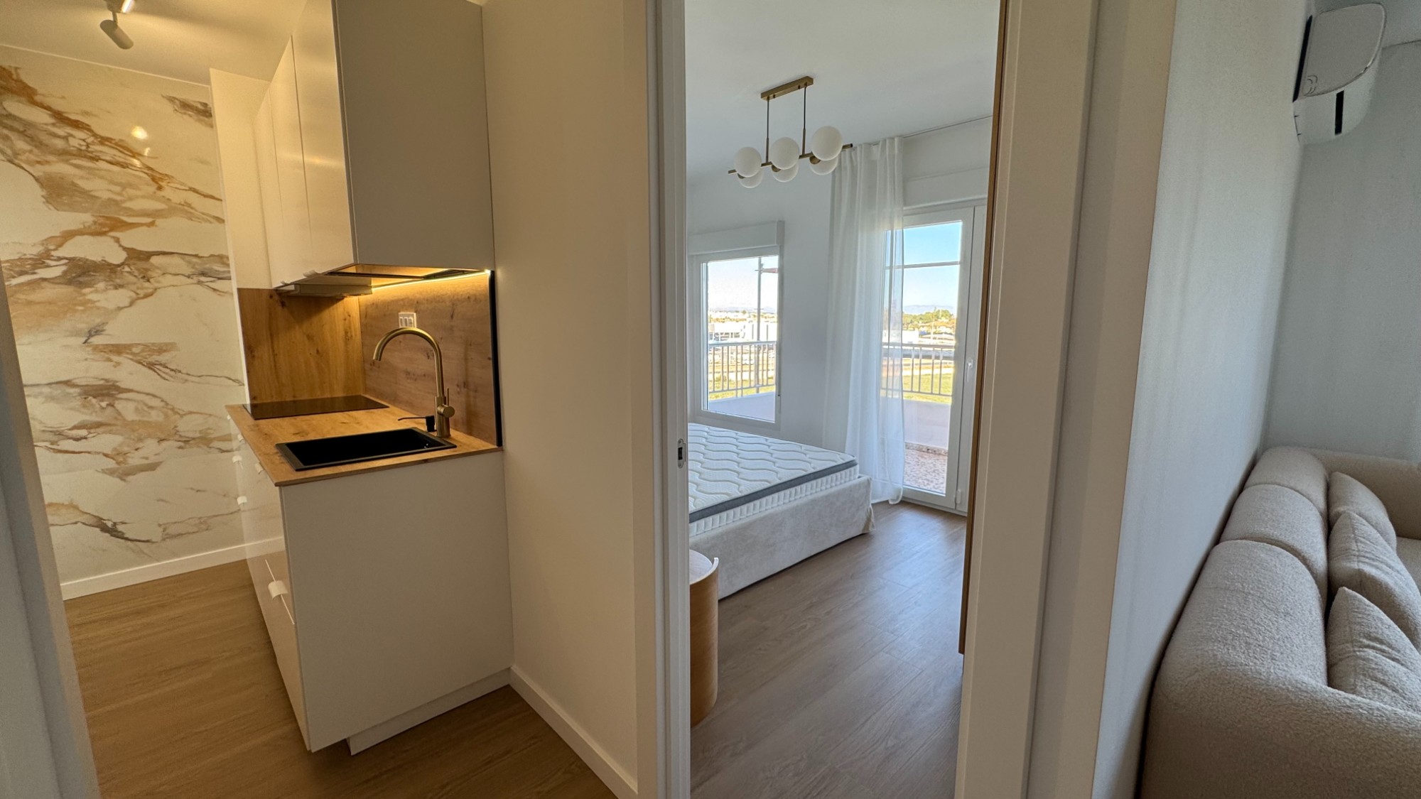 2 Bed, 1 Bath, ApartmentFor Sale, Torrevieja, Alicante