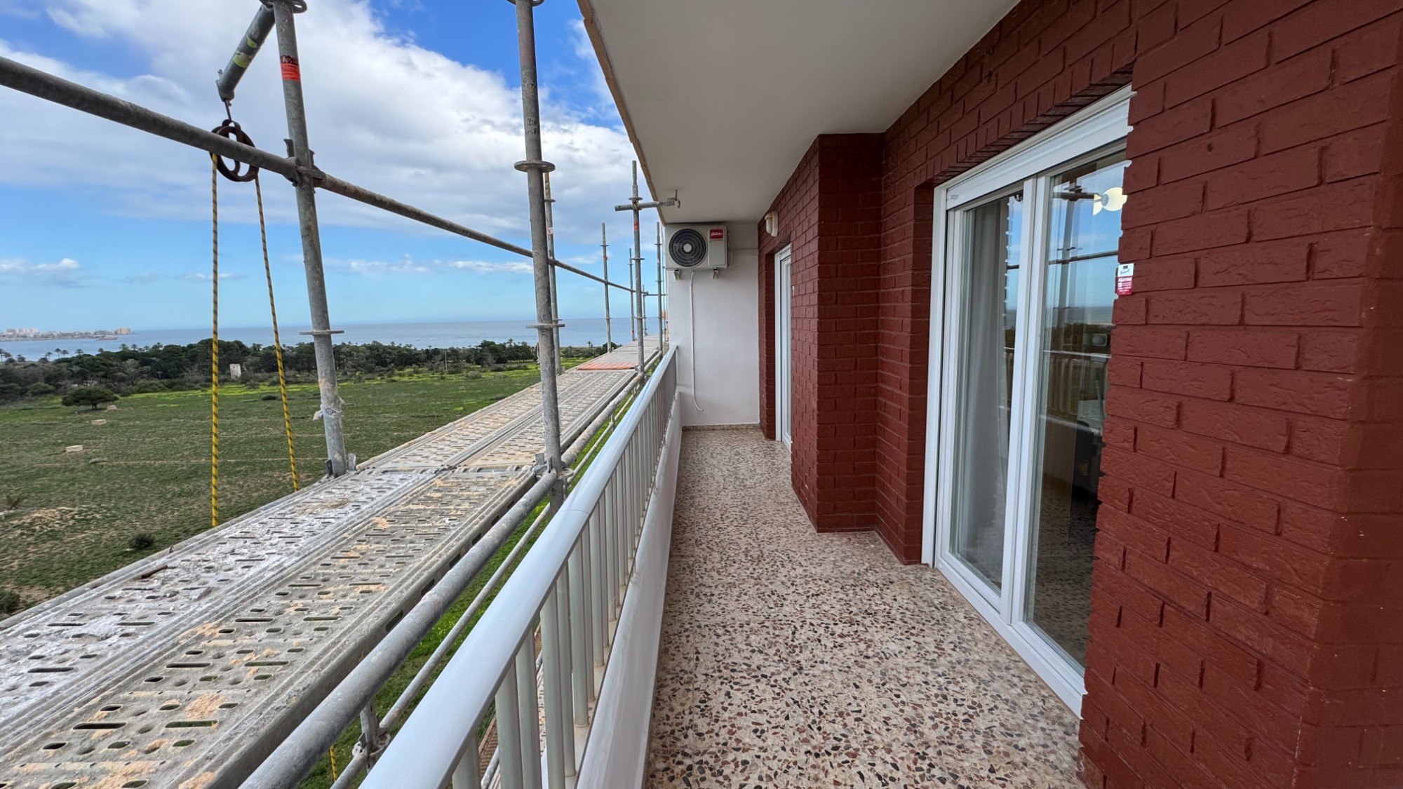 2 Bed, 1 Bath, ApartmentFor Sale, Torrevieja, Alicante