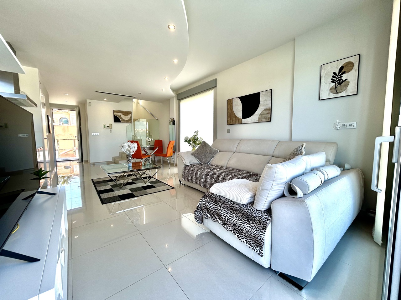 3 Bed, 4 Bath, HouseFor Sale, Villamartin, Alicante