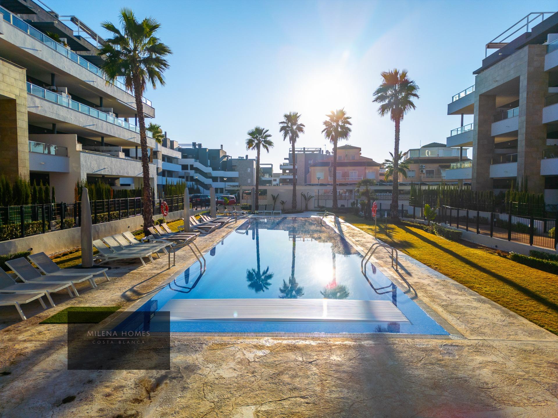 3 Bed, 2 Bath, ApartmentFor Sale, Orihuela Costa, Alicante