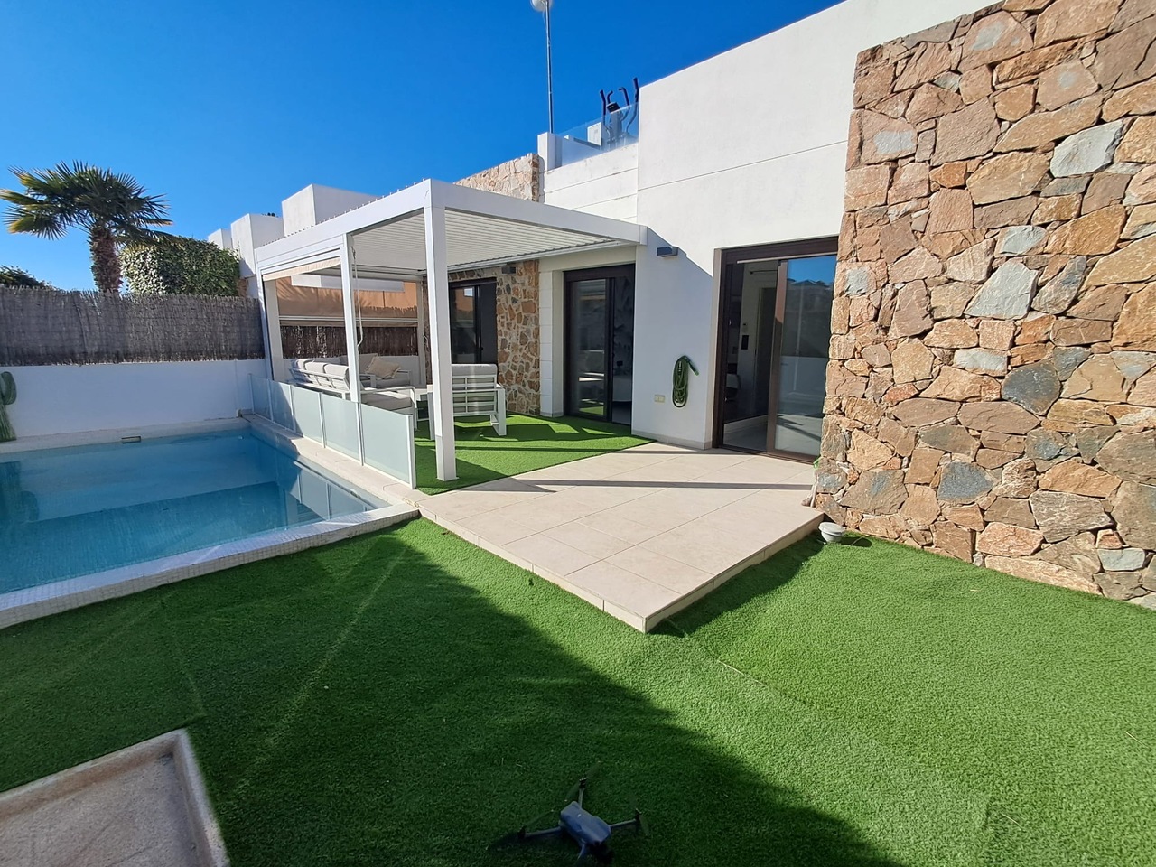 3 Bed, 2 Bath, HouseFor Sale, Cabo Roig, Alicante