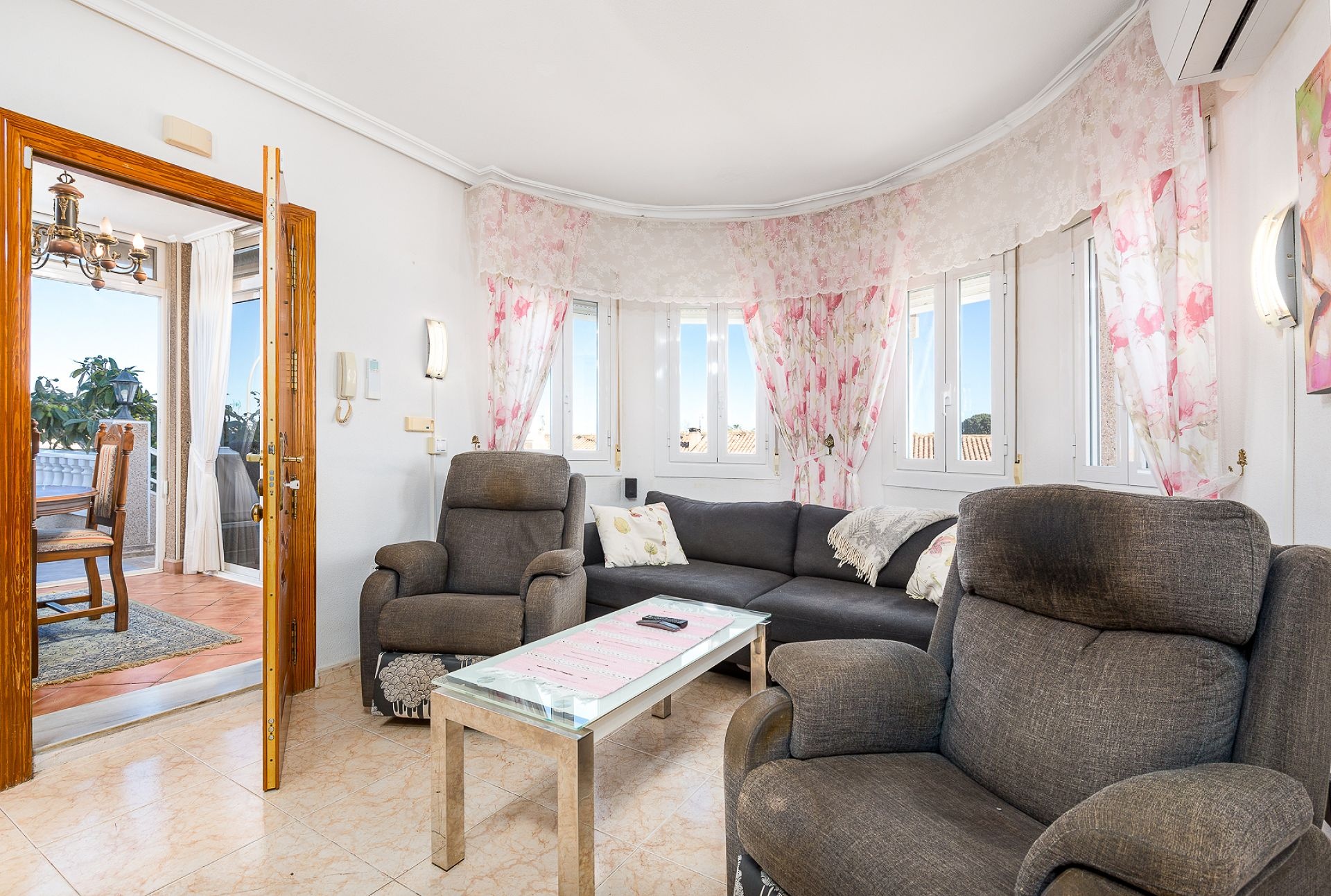 5 Bed, 3 Bath, HouseFor Sale, Torrevieja, Alicante