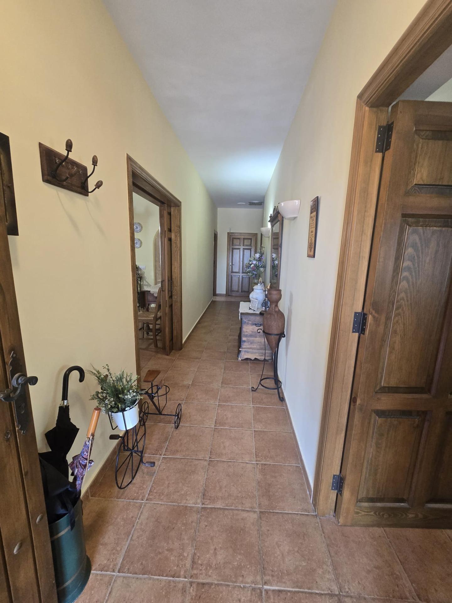 5 Bed, 2 Bath, HouseFor Sale, Murcia, Murcia