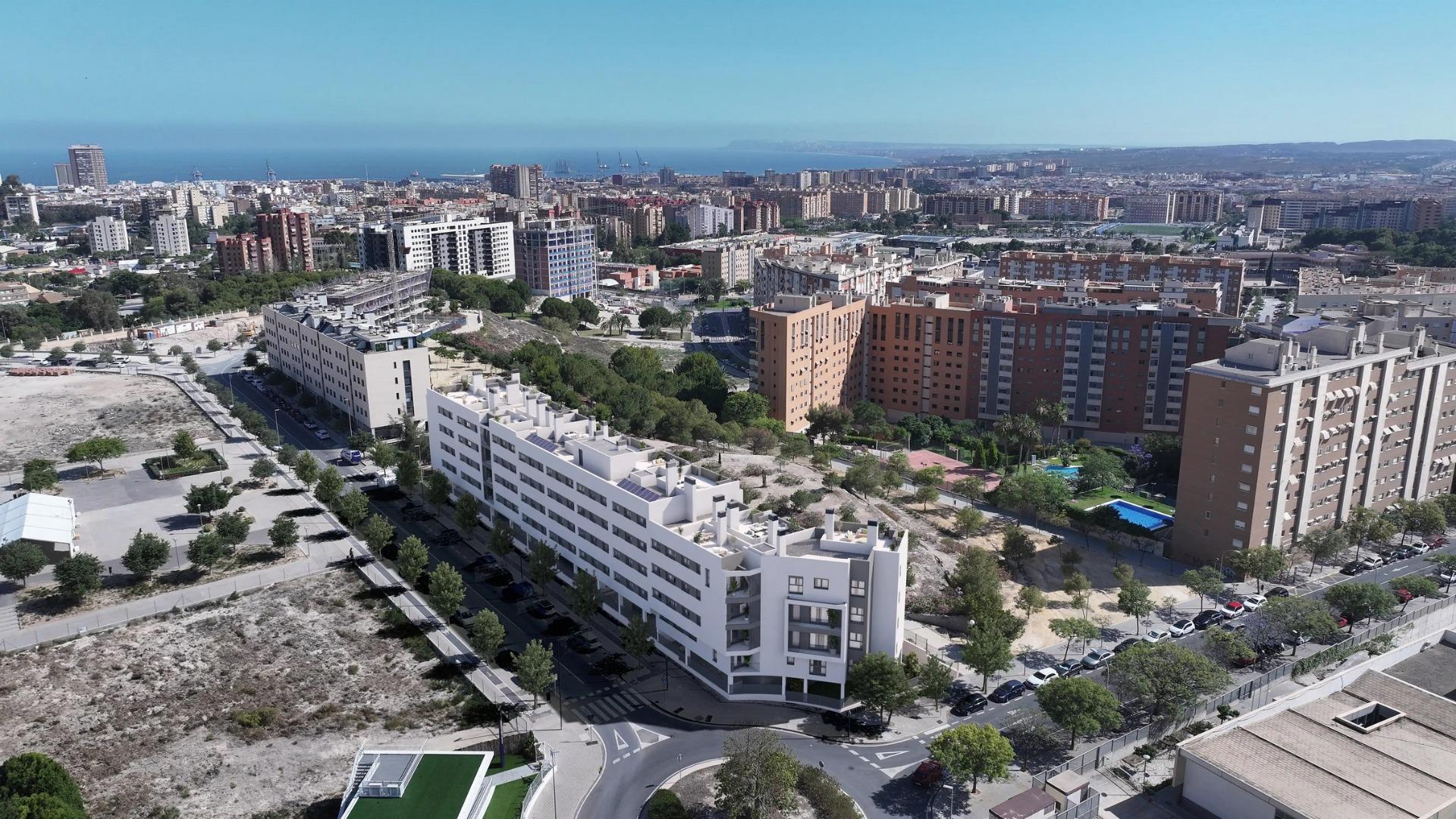 4 Bed, 2 Bath, ApartmentFor Sale, Alicante, Alicante