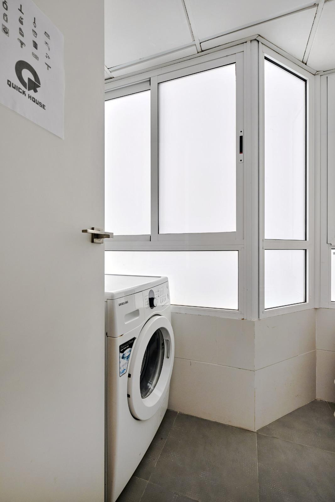 3 Bed, 2 Bath, ApartmentFor Sale, Torrevieja, Alicante