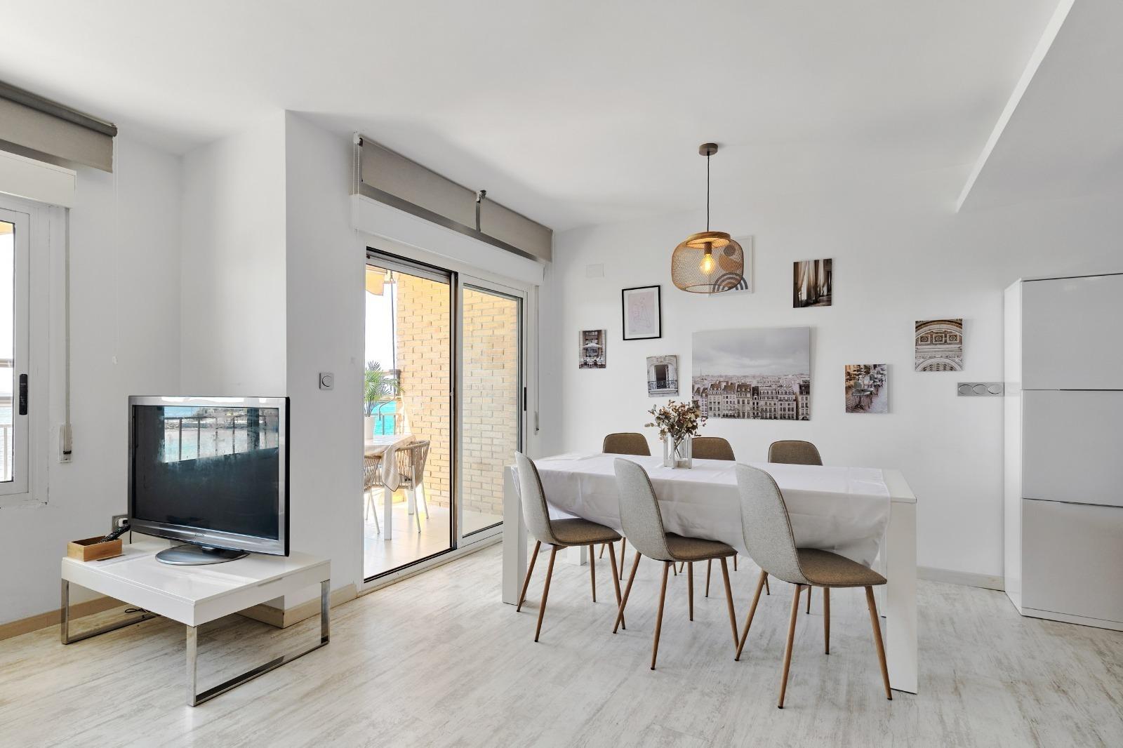 3 Bed, 2 Bath, ApartmentFor Sale, Torrevieja, Alicante