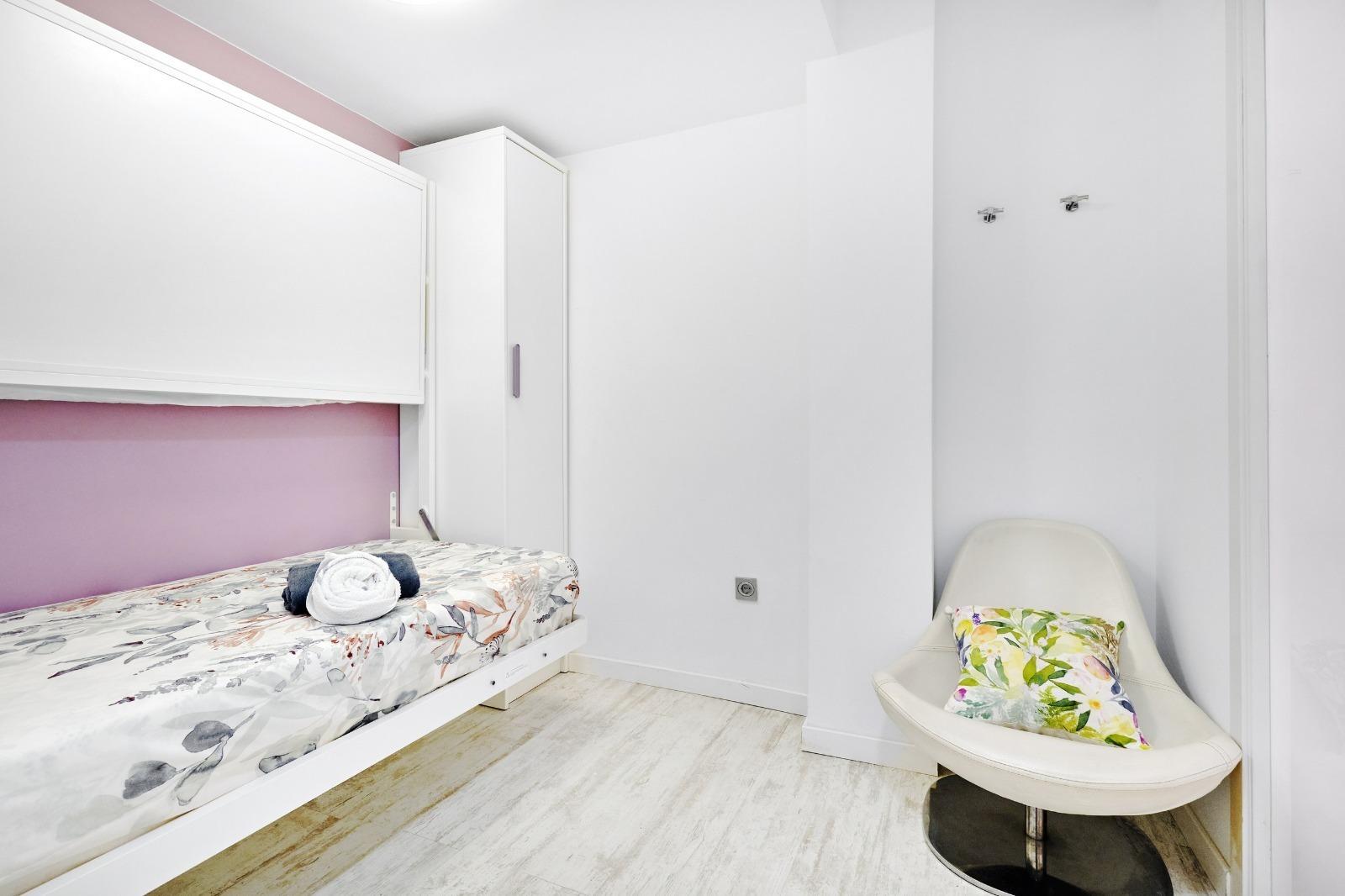 3 Bed, 2 Bath, ApartmentFor Sale, Torrevieja, Alicante