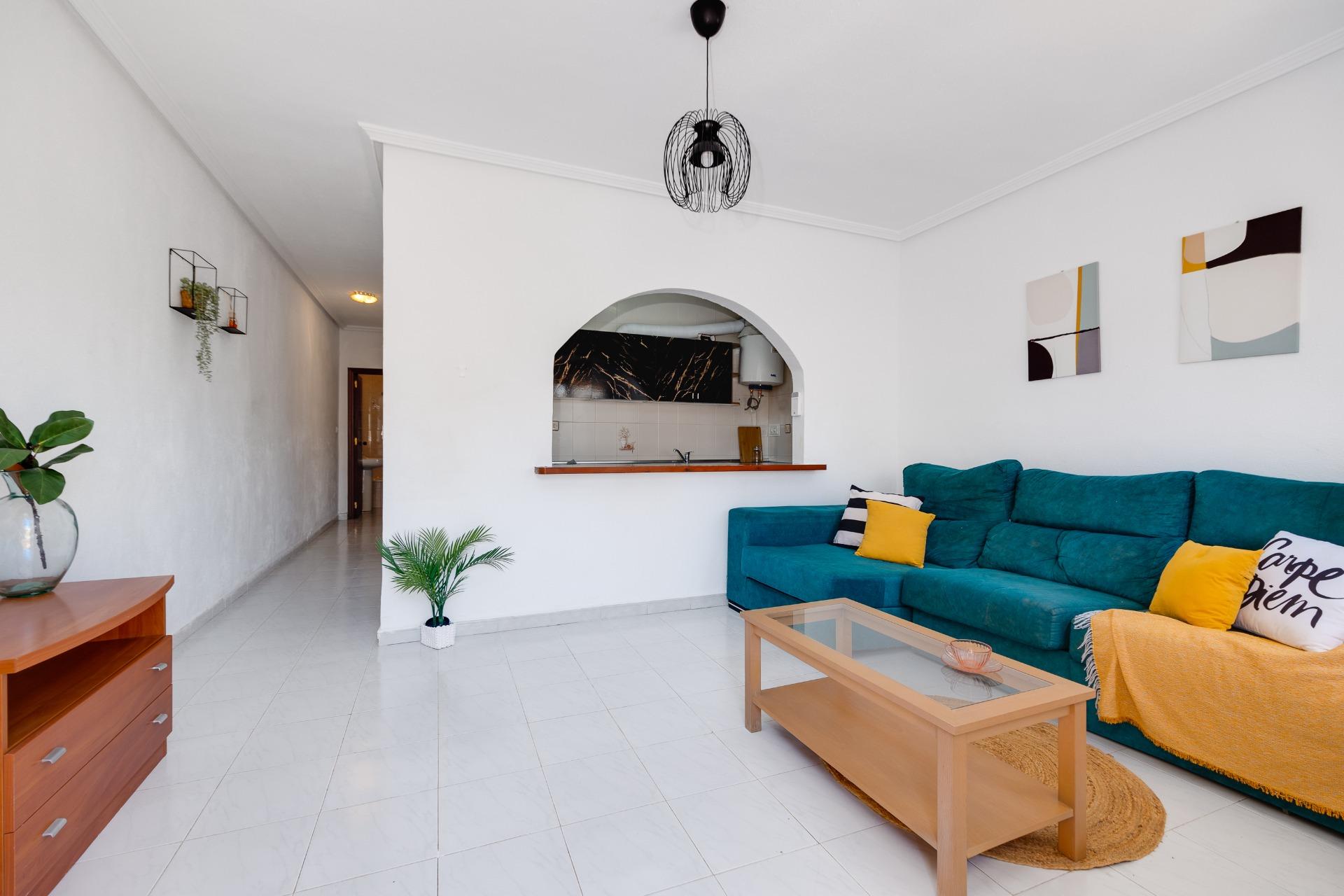 4 Bed, 2 Bath, HouseFor Sale, Torrevieja, Alicante