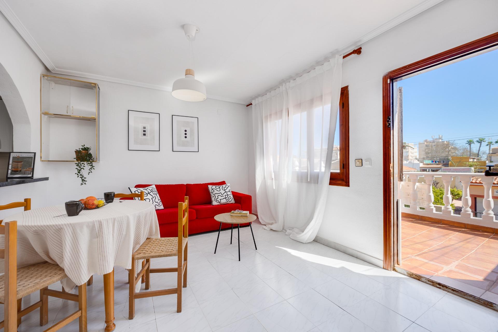 4 Bed, 2 Bath, HouseFor Sale, Torrevieja, Alicante