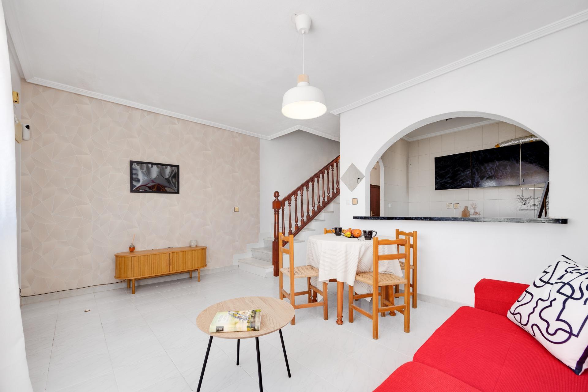 4 Bed, 2 Bath, HouseFor Sale, Torrevieja, Alicante