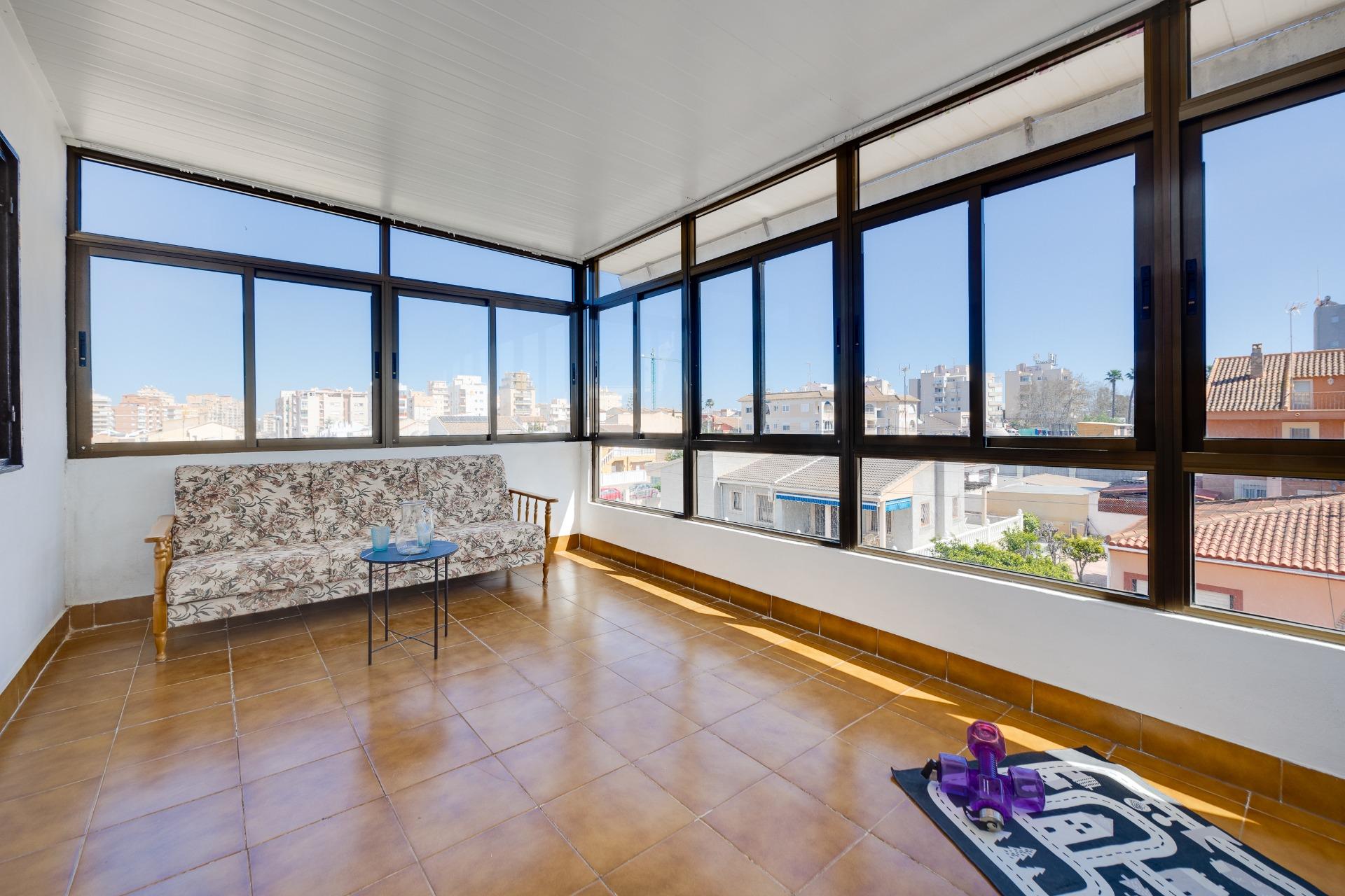 4 Bed, 2 Bath, HouseFor Sale, Torrevieja, Alicante