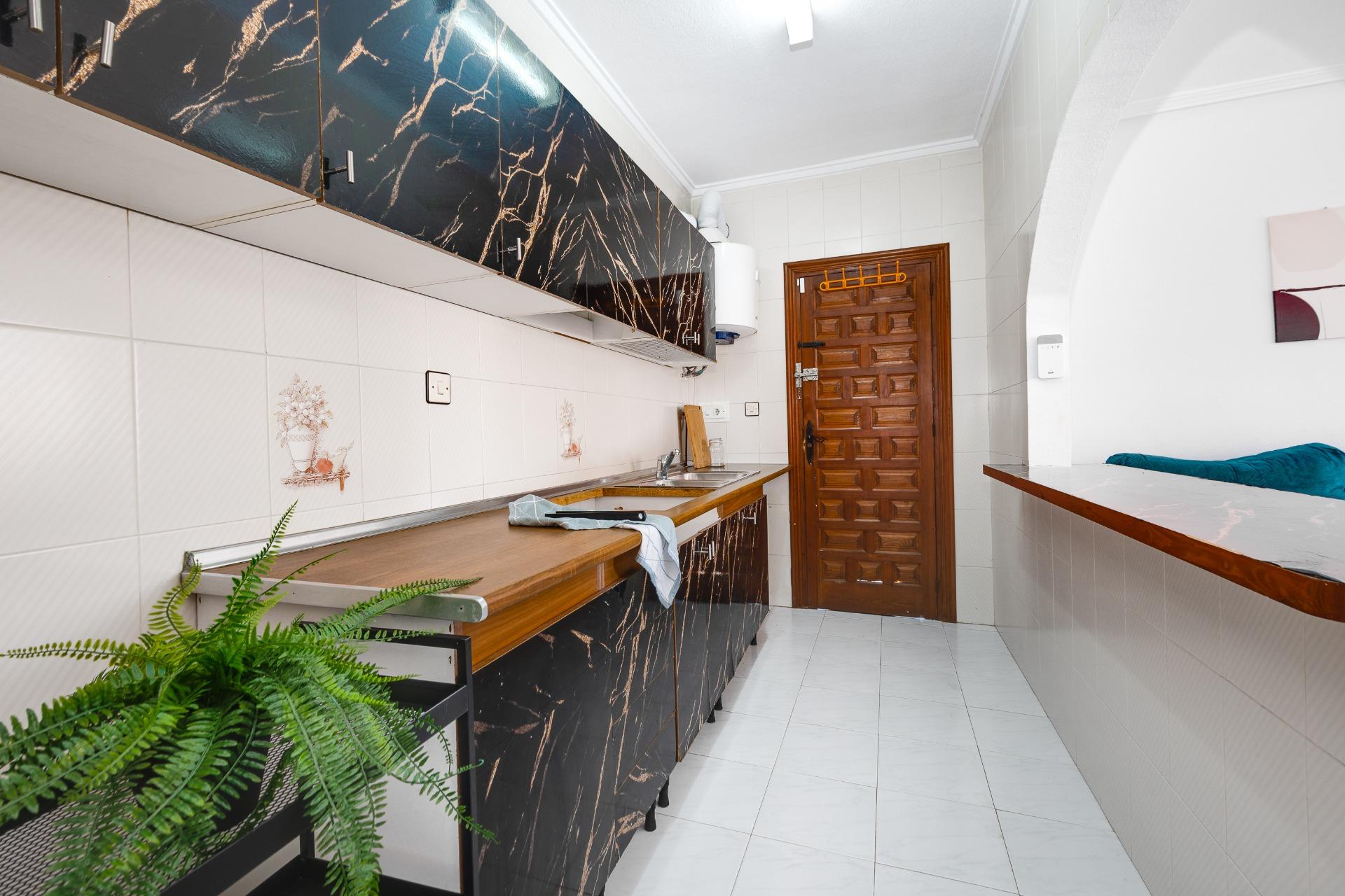 4 Bed, 2 Bath, HouseFor Sale, Torrevieja, Alicante