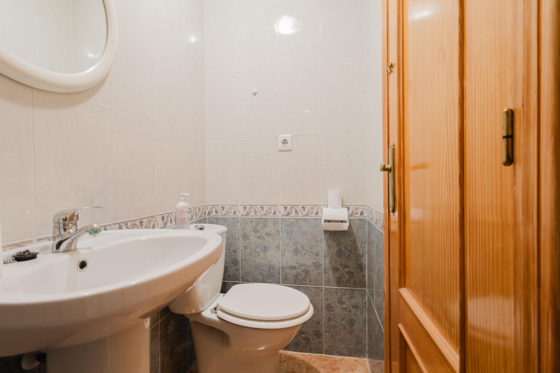 3 Bed, 2 Bath, ApartmentFor Sale, Torrevieja, Alicante