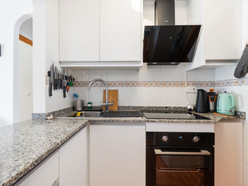 2 Bed, 1 Bath, ApartmentFor Sale, Torrevieja, Alicante