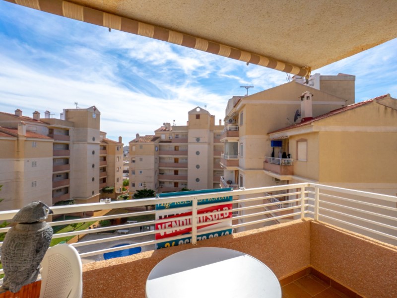 2 Bed, 1 Bath, ApartmentFor Sale, Torrevieja, Alicante