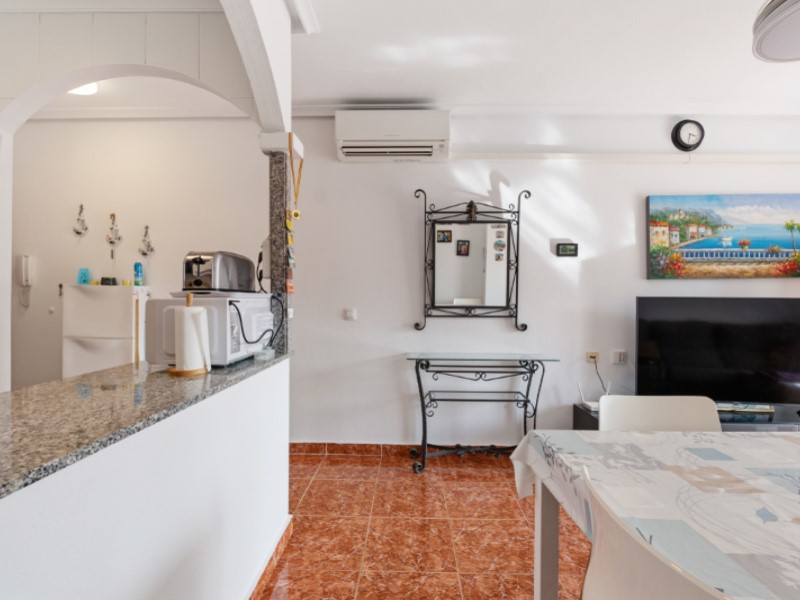 2 Bed, 1 Bath, ApartmentFor Sale, Torrevieja, Alicante