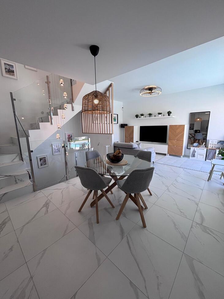 5 Bed, 3 Bath, HouseFor Sale, Villamartin, Alicante