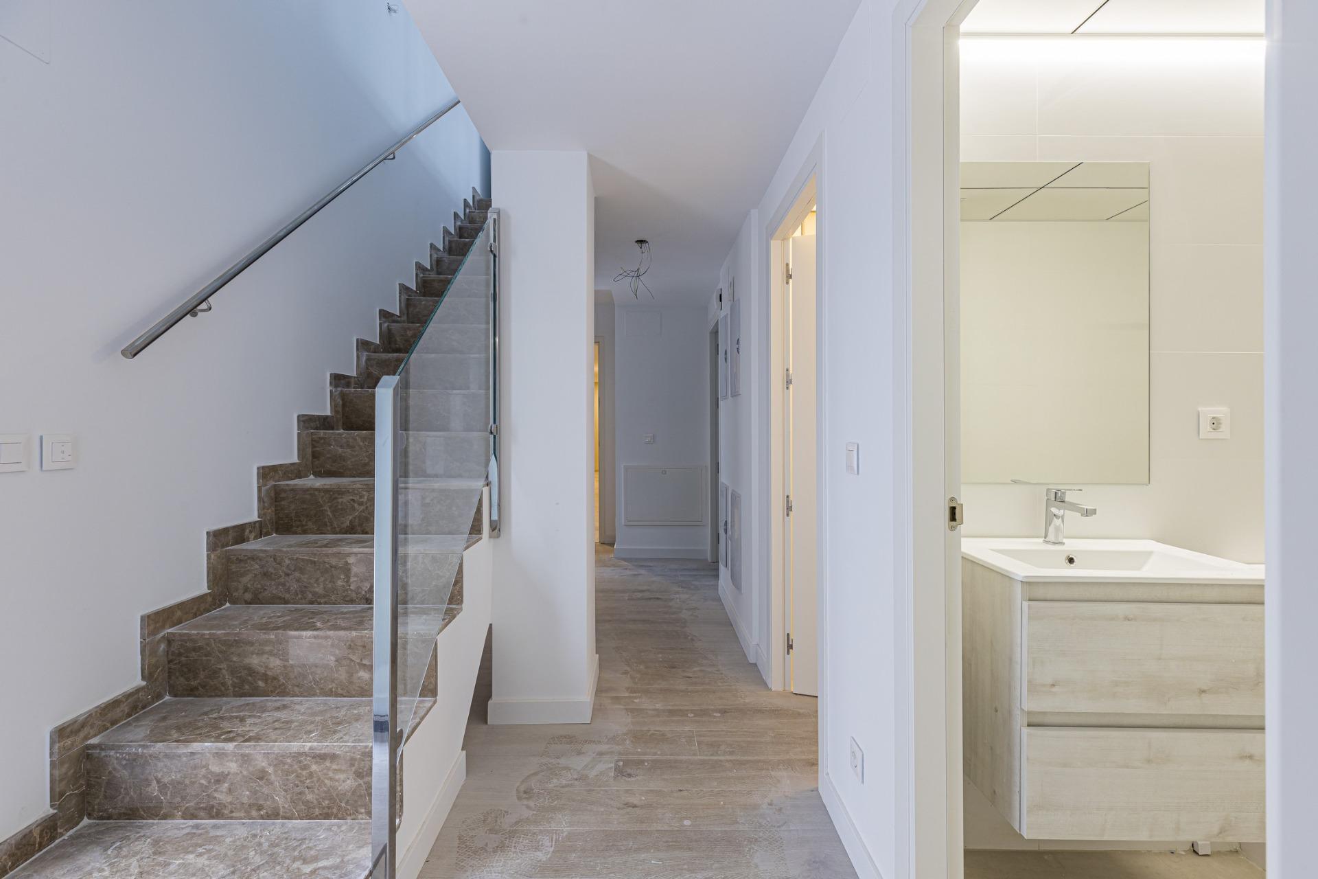 3 Bed, 2 Bath, ApartmentFor Sale, Murcia, Murcia