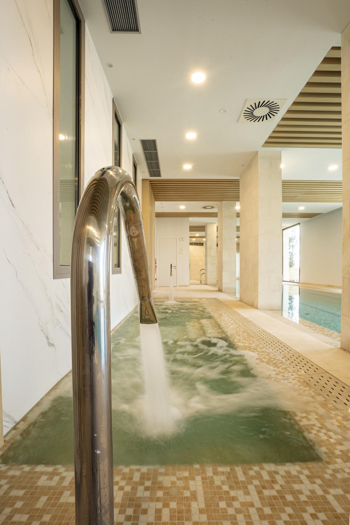 2 Bed, 2 Bath, ApartmentFor Sale, Benahavis, Malaga