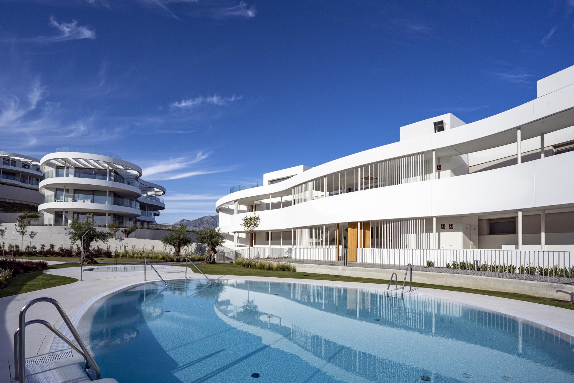 2 Bed, 2 Bath, ApartmentFor Sale, Benahavis, Malaga