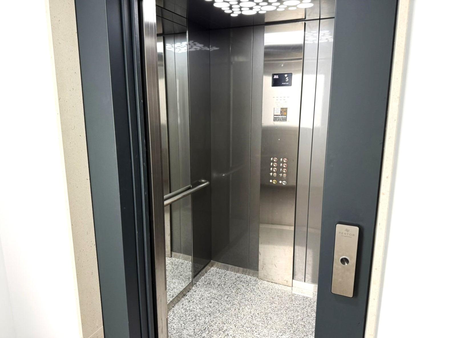 2 Bed, 2 Bath, ApartmentFor Sale, Torrevieja, Alicante