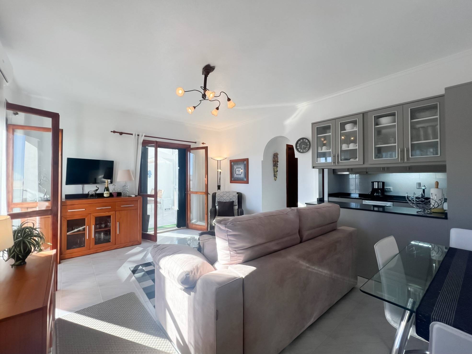 2 Bed, 1 Bath, HouseFor Sale, Torrevieja, Alicante