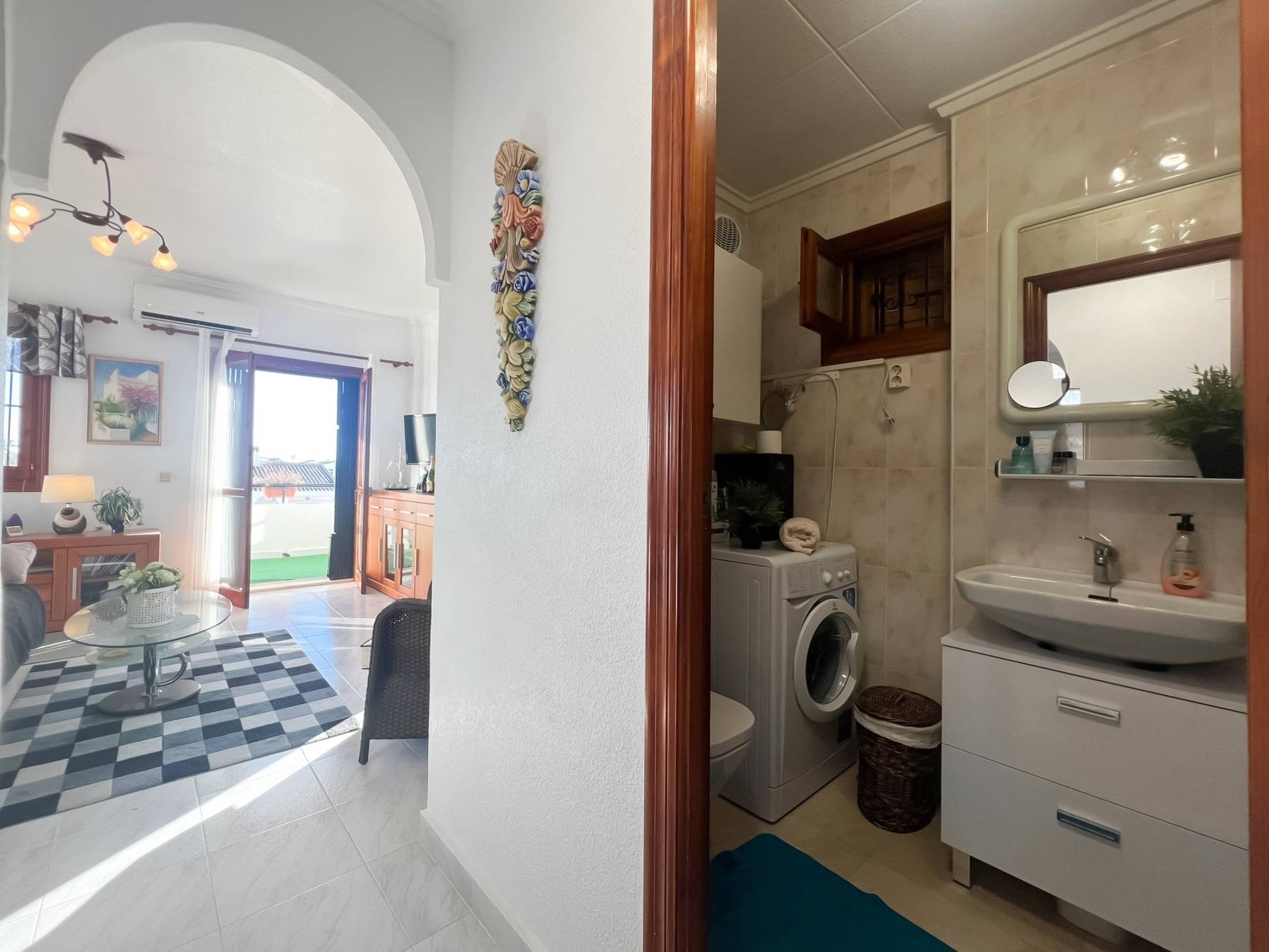 2 Bed, 1 Bath, HouseFor Sale, Torrevieja, Alicante