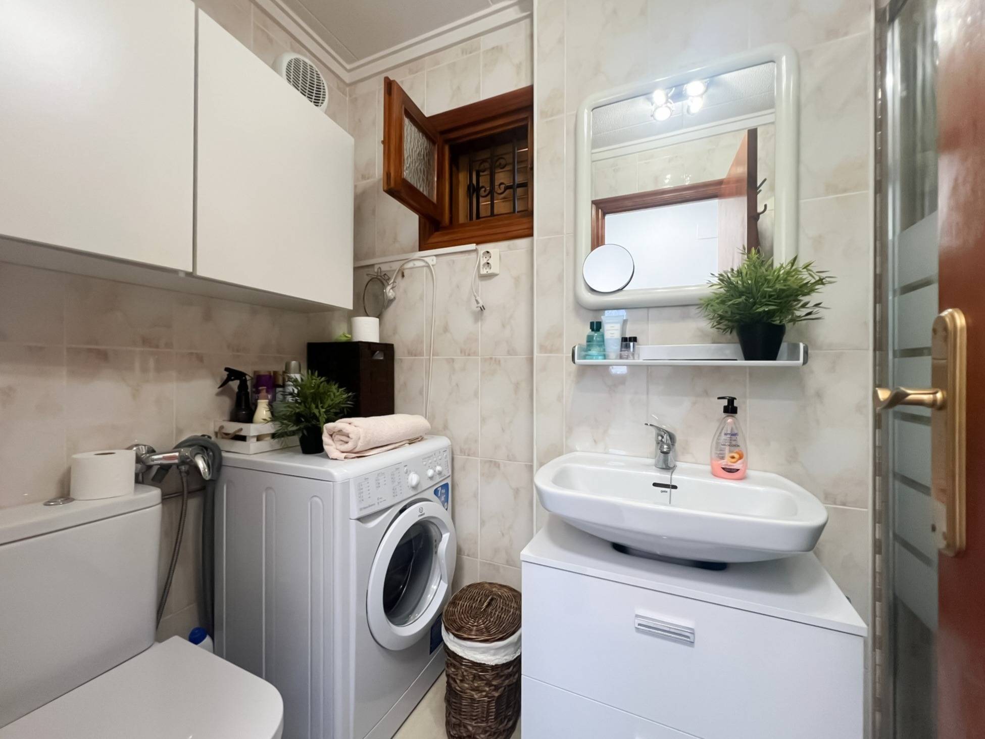 2 Bed, 1 Bath, HouseFor Sale, Torrevieja, Alicante