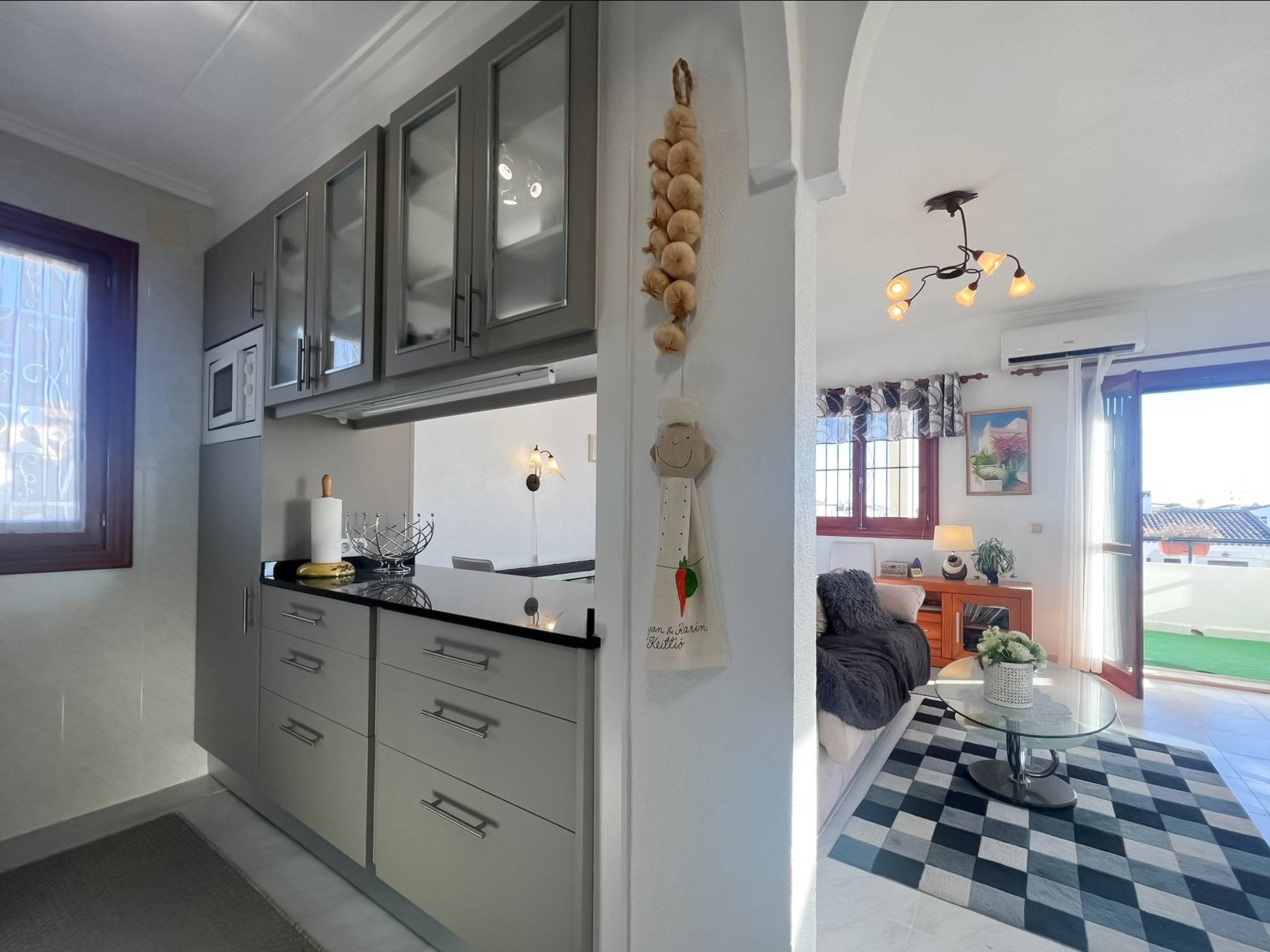 2 Bed, 1 Bath, HouseFor Sale, Torrevieja, Alicante