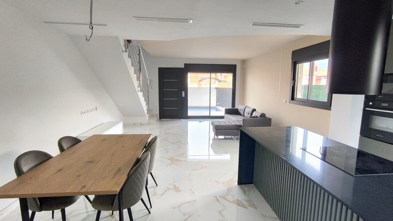 2 Bed, 2 Bath, HouseFor Sale, La Herrada, Alicante