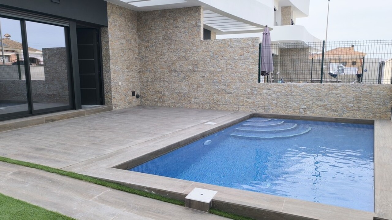 2 Bed, 2 Bath, HouseFor Sale, La Herrada, Alicante