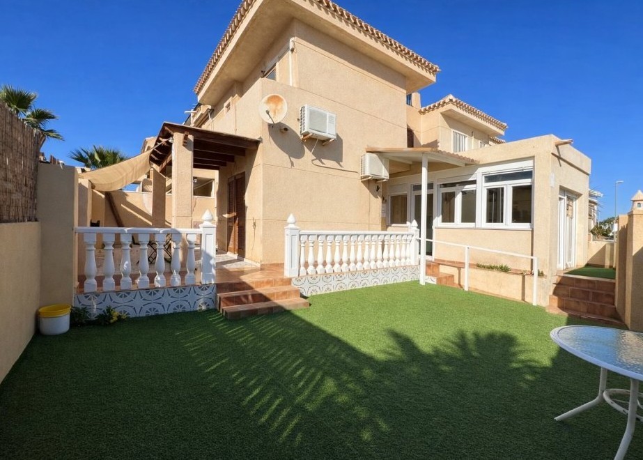 3 Bed, 2 Bath, HouseFor Sale, Orihuela Costa, Alicante