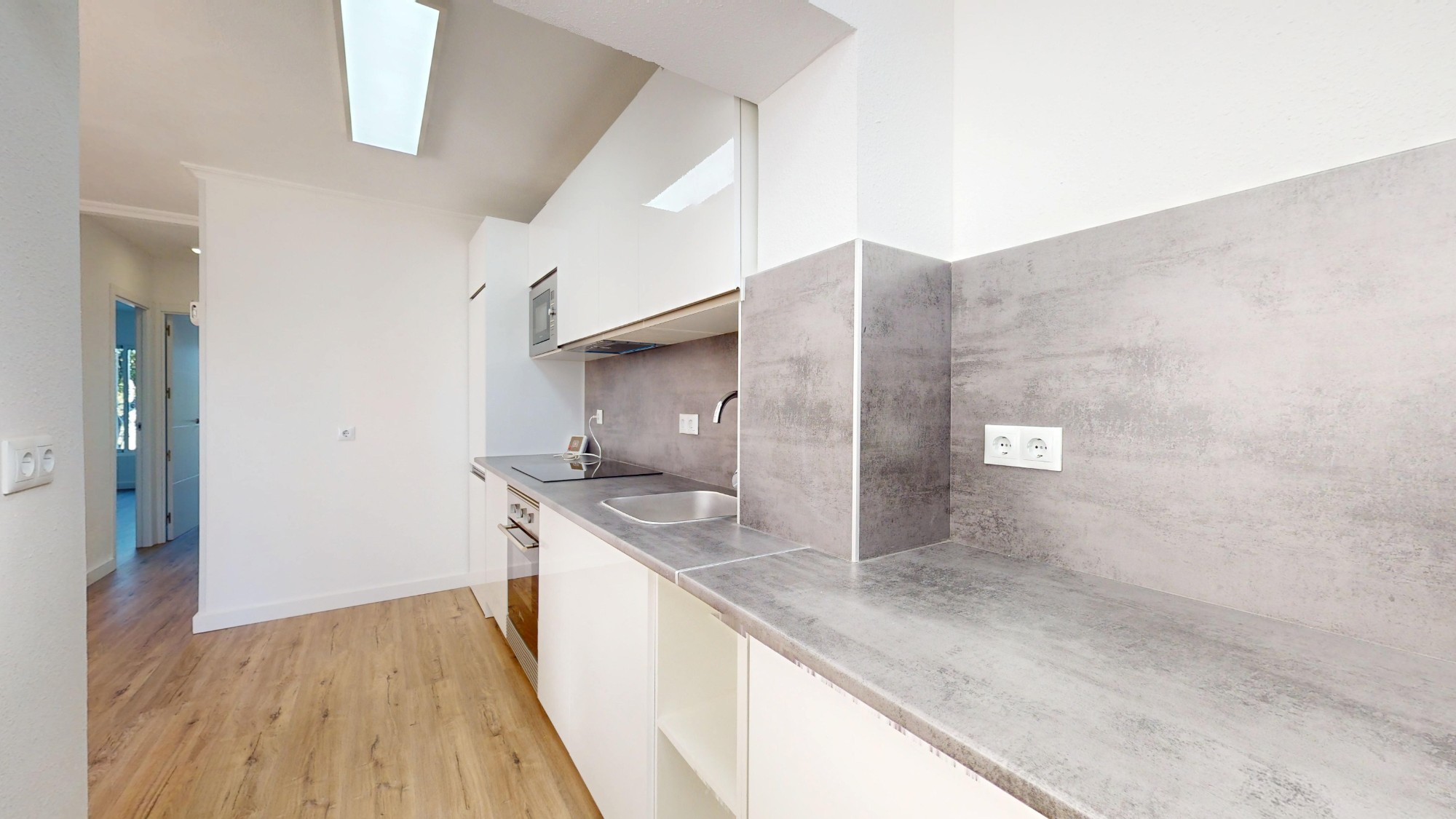 2 Bed, 1 Bath, HouseFor Sale, Villamartin, Alicante