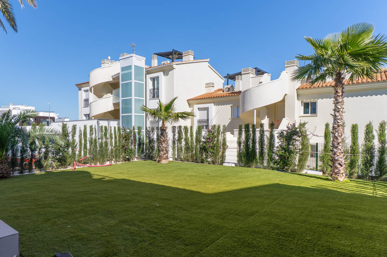 2 Bed, 1 Bath, ApartmentFor Sale, Denia, Alicante