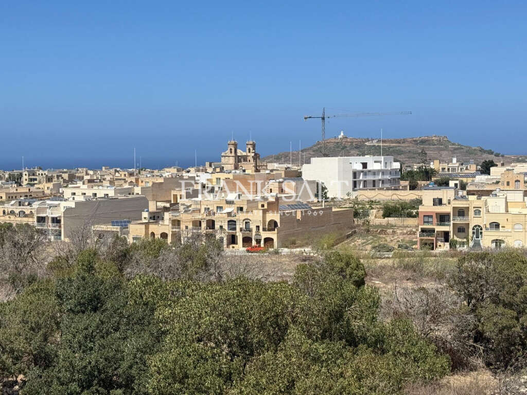 San Lawrenz, Gozo, 6 Bedrooms Bedrooms, ,3 BathroomsBathrooms,For Sale,FRSA-922378