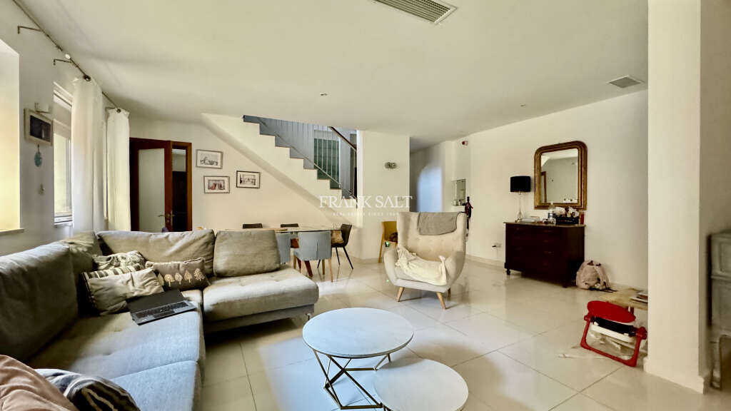 Tigne Point, 3 Bedrooms Bedrooms, ,2 BathroomsBathrooms,For Sale,FRSA-035075