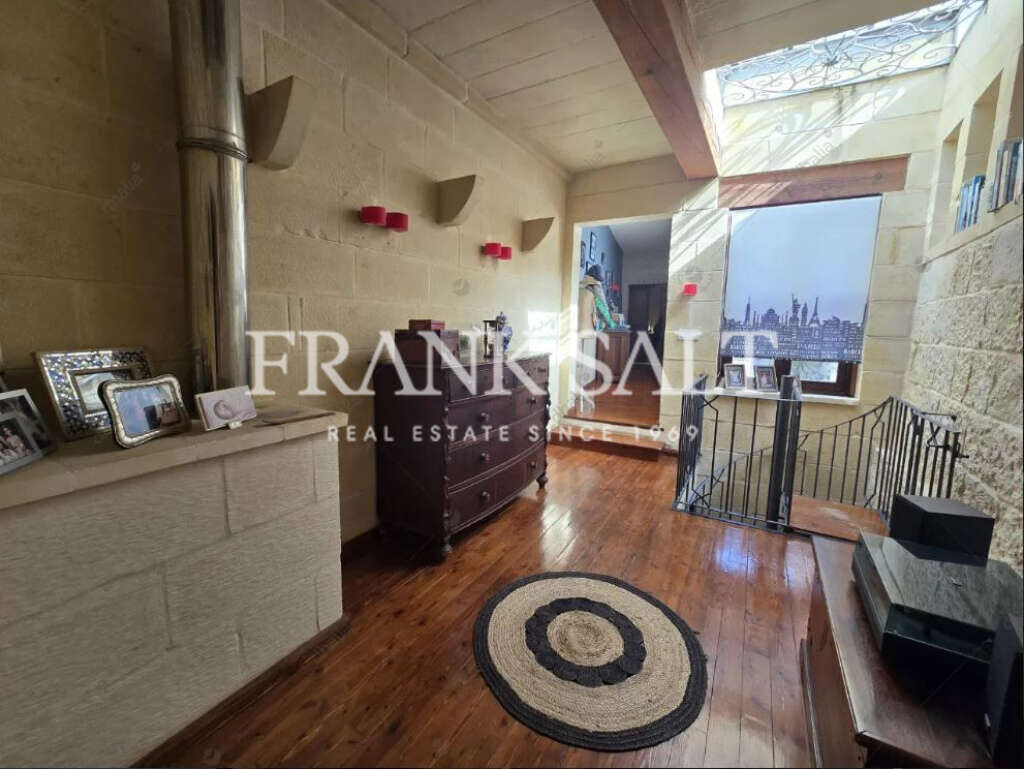 Siggiewi, 2 Bedrooms Bedrooms, ,1 BathroomBathrooms,For Sale,FRSA-922309