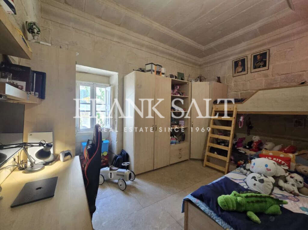 Siggiewi, 2 Bedrooms Bedrooms, ,1 BathroomBathrooms,For Sale,FRSA-922309