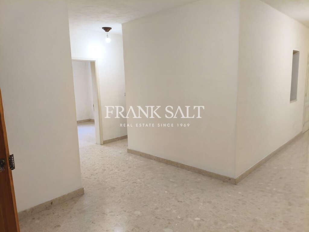 Sliema, 3 Bedrooms Bedrooms, ,2 BathroomsBathrooms,For Sale,FRSA-922192