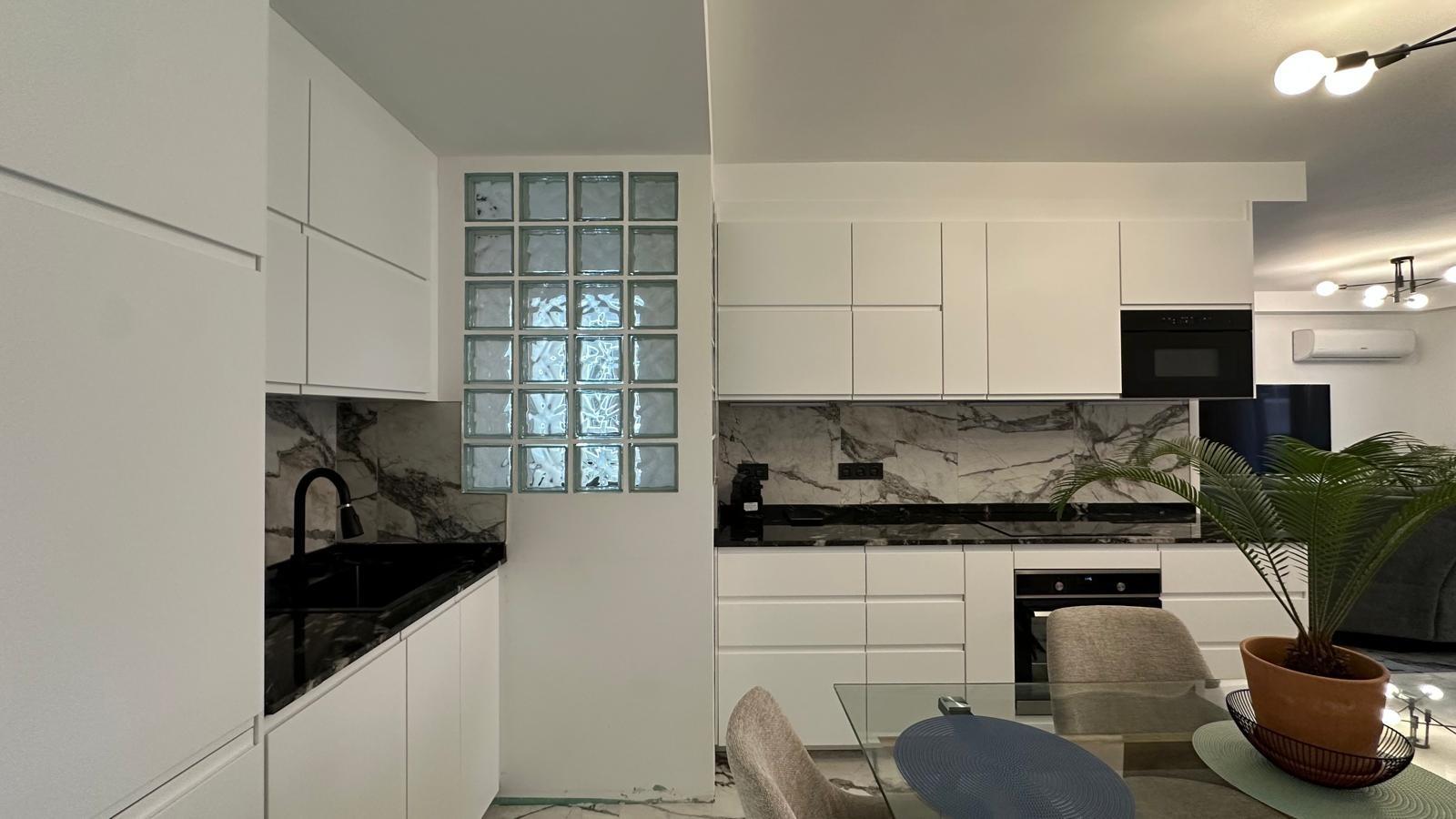 3 Bed, 1 Bath, ApartmentFor Sale, Torrevieja, Alicante