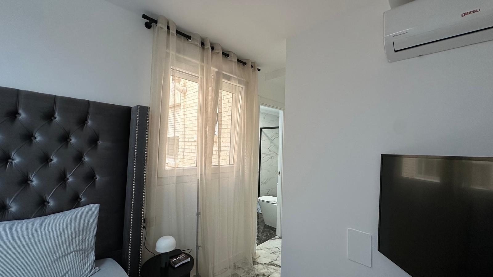 3 Bed, 1 Bath, ApartmentFor Sale, Torrevieja, Alicante