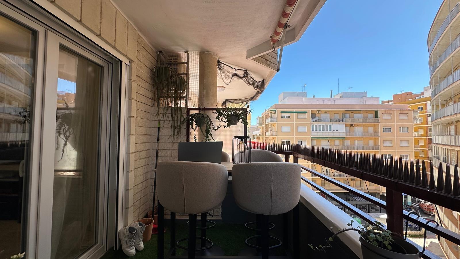 3 Bed, 1 Bath, ApartmentFor Sale, Torrevieja, Alicante