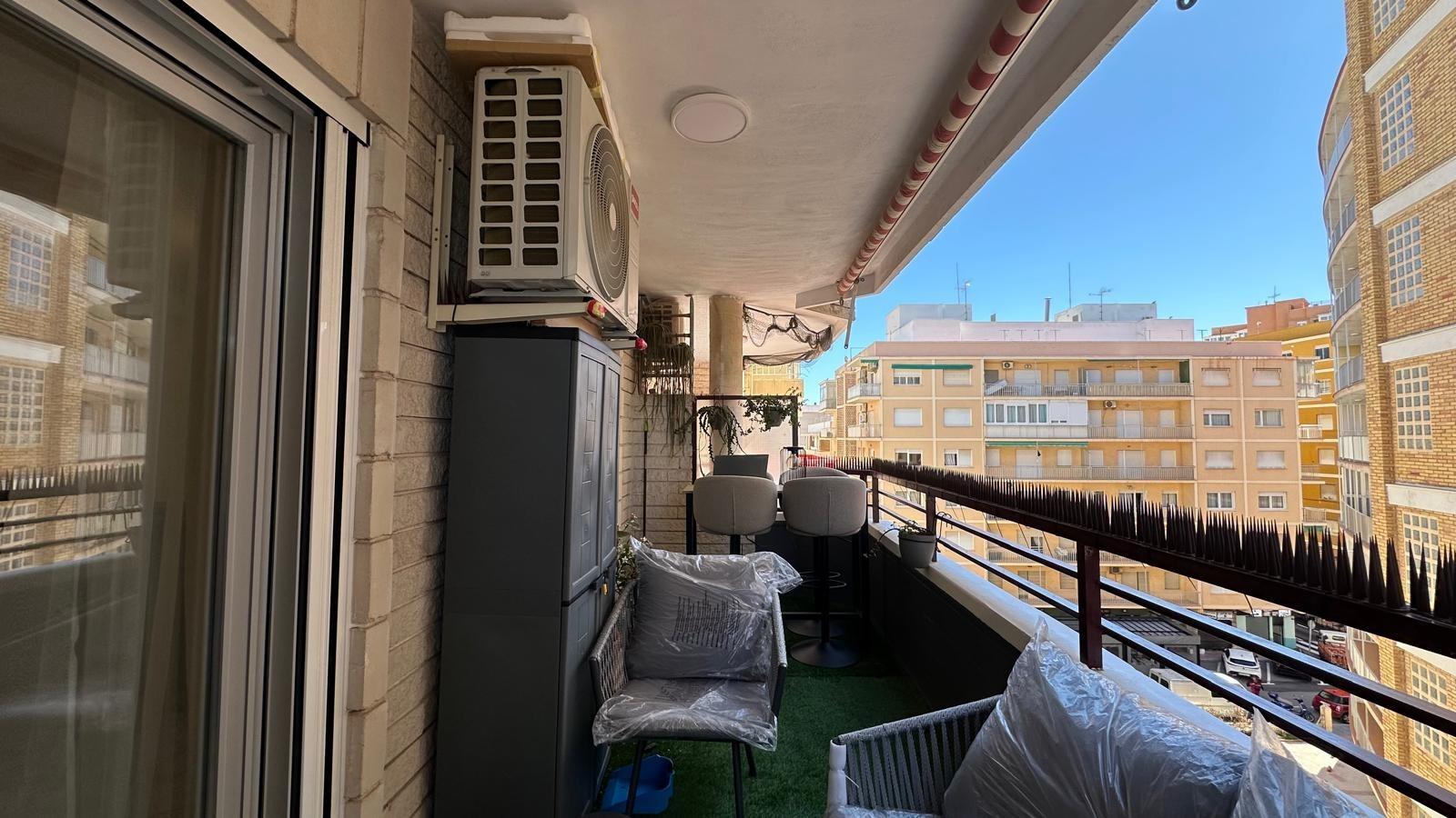 3 Bed, 1 Bath, ApartmentFor Sale, Torrevieja, Alicante
