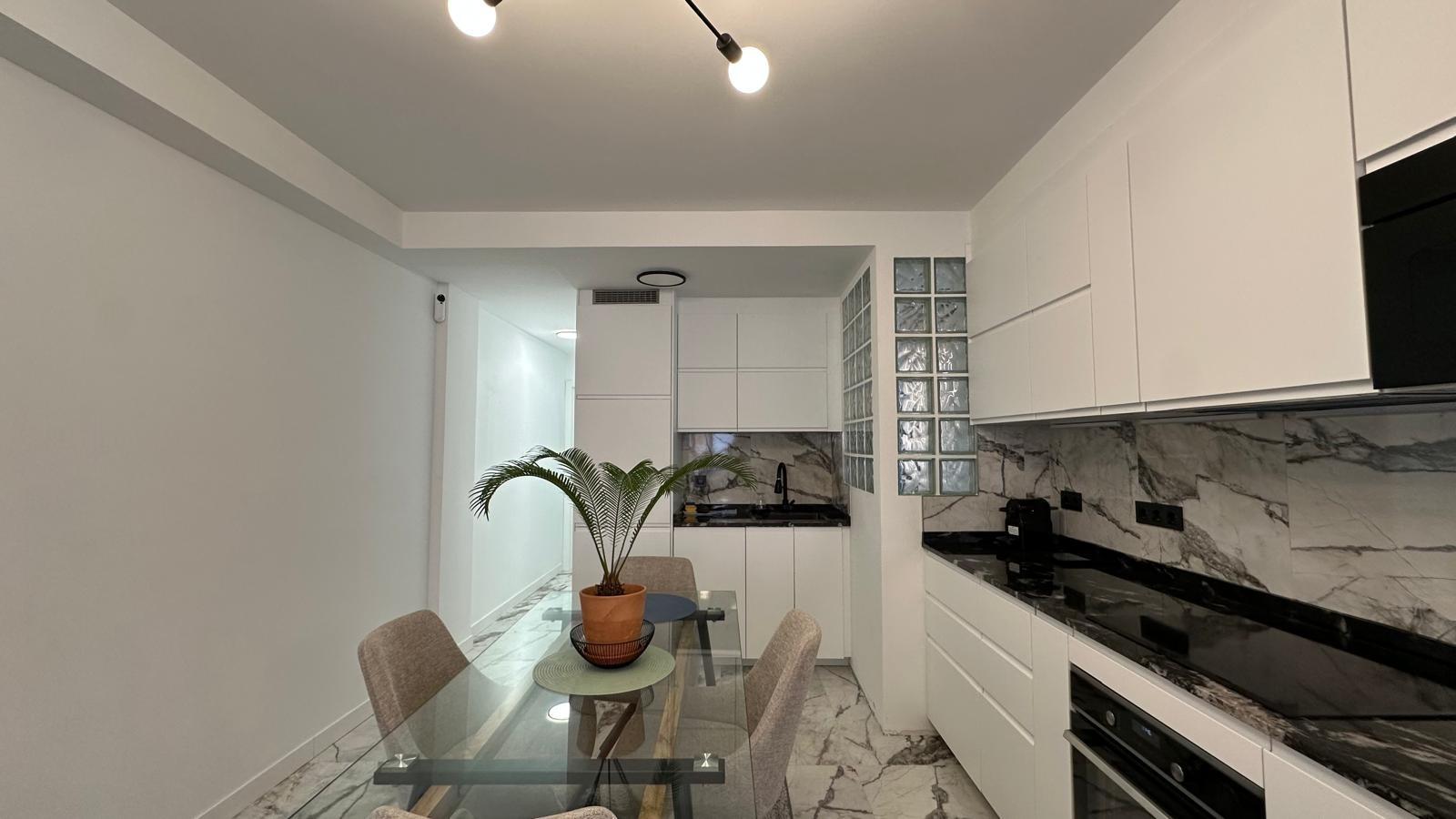 3 Bed, 1 Bath, ApartmentFor Sale, Torrevieja, Alicante