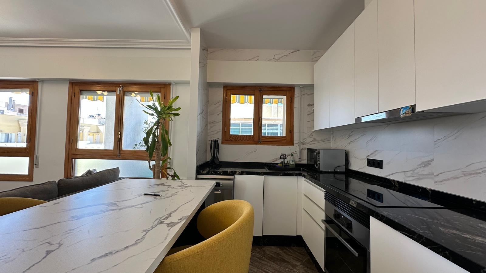 2 Bed, 1 Bath, ApartmentFor Sale, Torrevieja, Alicante