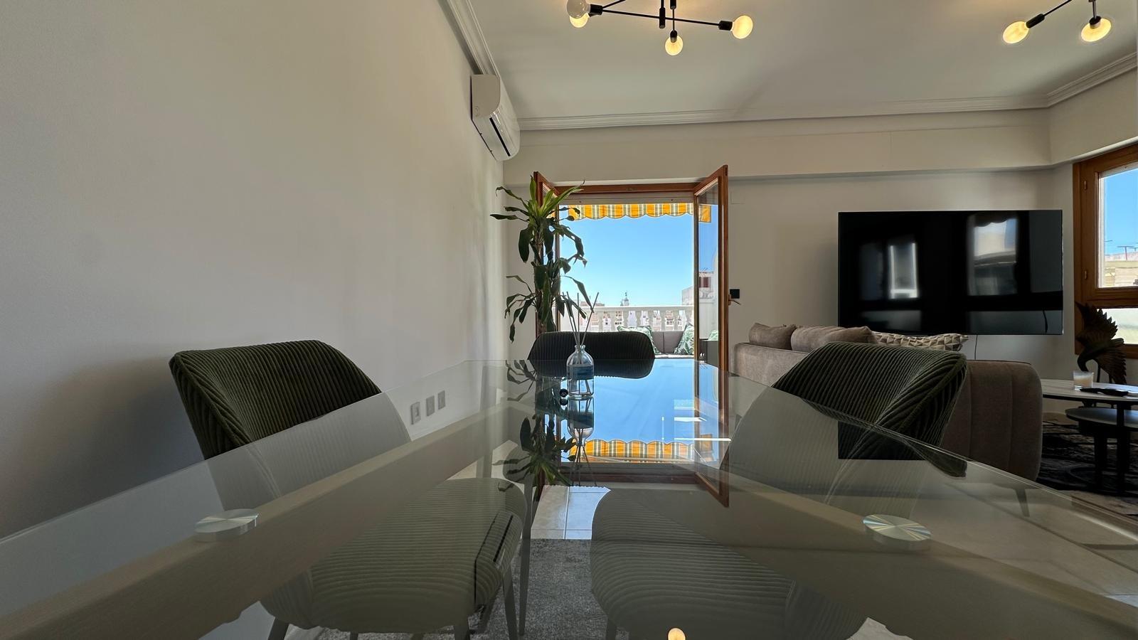 2 Bed, 1 Bath, ApartmentFor Sale, Torrevieja, Alicante