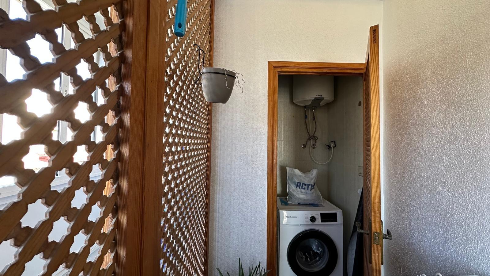 2 Bed, 1 Bath, ApartmentFor Sale, Torrevieja, Alicante