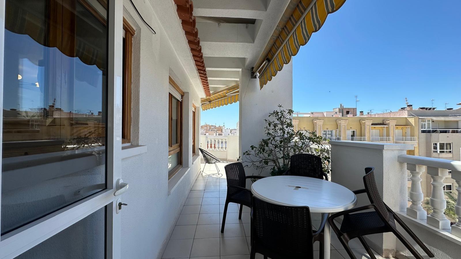 2 Bed, 1 Bath, ApartmentFor Sale, Torrevieja, Alicante