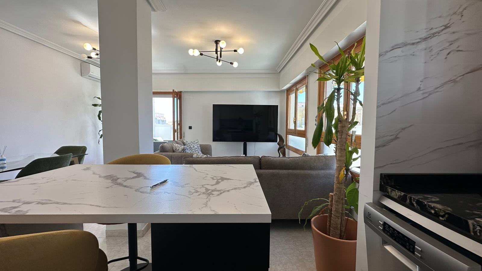 2 Bed, 1 Bath, ApartmentFor Sale, Torrevieja, Alicante