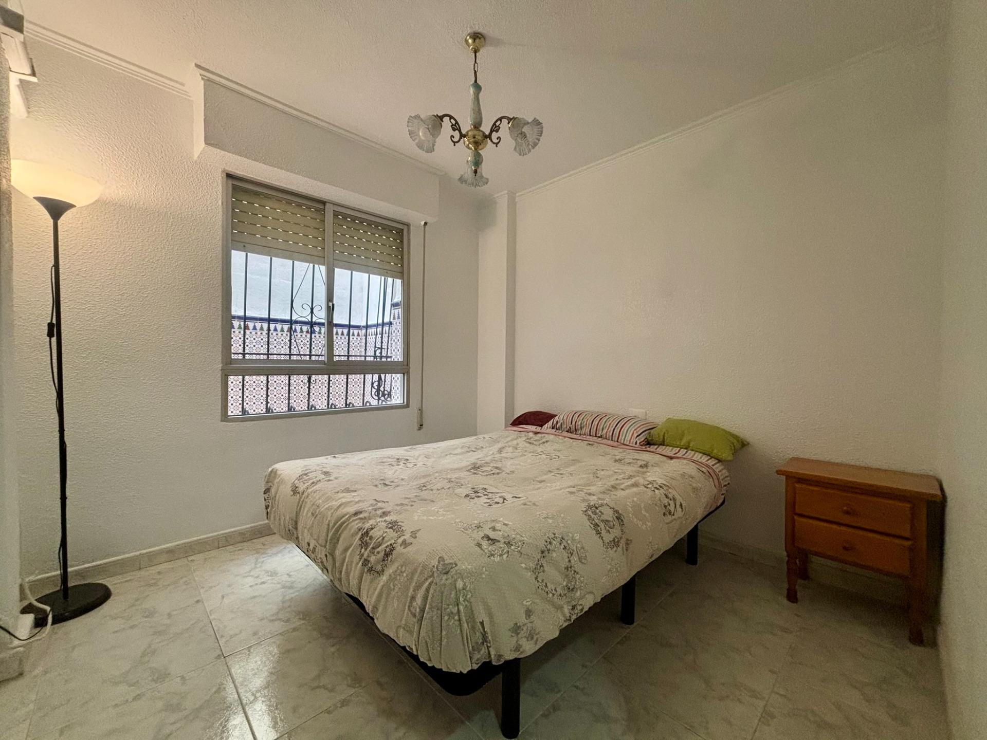 2 Bed, 1 Bath, ApartmentFor Sale, Torrevieja, Alicante